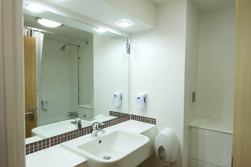 Premier Inn Edinburgh Bagian luar foto